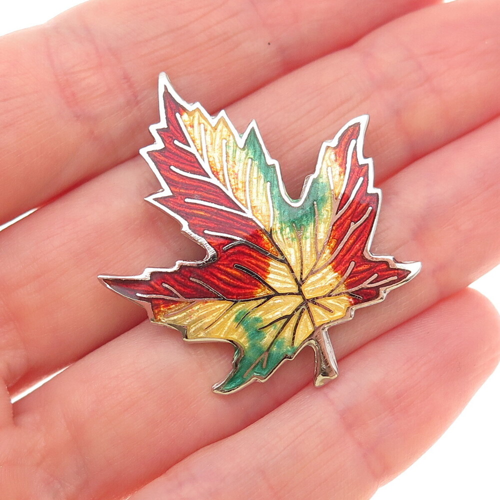 Breadner Co. 925 Sterling Silver Vintage Enamel Maple Leaf Pin Brooch